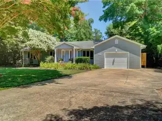 Convenient Coastal Ranch