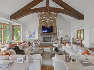 Elevated Mountain Living in an Exclusive Community