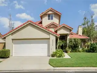 Gorgeously Upgraded Home in Country Meadows