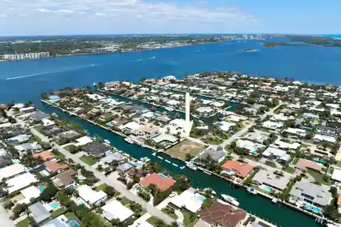 Prime Waterfront Property