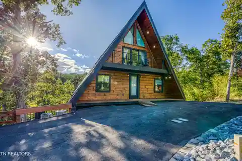 Custom A-Frame Cabin in the Great Smoky Mountains