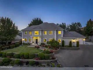 Comfort and Elegance on a Peaceful Cul-De-Sac