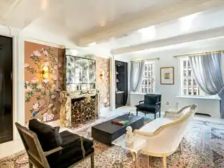 Mint Condition Full Floor Residence