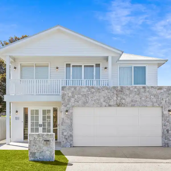 A MASTERPIECE OF CONTEMPORARY LIVING