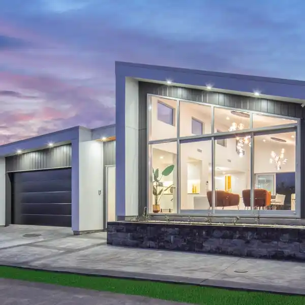 BRAND-NEW LONG BAY HOME WITH DESIGNER FINISHES