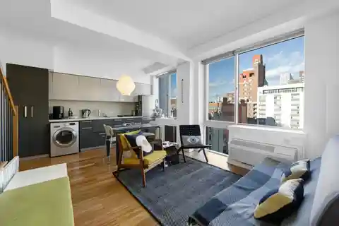 Bright and Spacious Penthouse