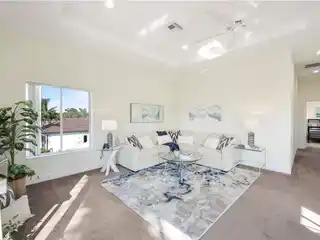 Versatile Property in Naples Park
