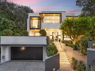 Grand Greenwich Opportunity