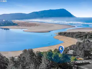 Incredible Little Beach Location