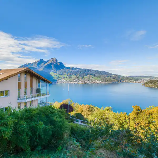 A PEARL ABOVE LAKE LUCERNE