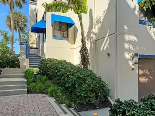 Fairway Bay's Finest Remodeled Corner Unit