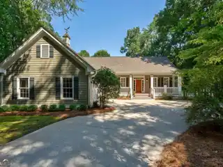 Lake Oconee Estate with Private Dock and Lift