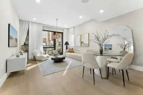 Three Bedroom Residence with Multiple Terraces