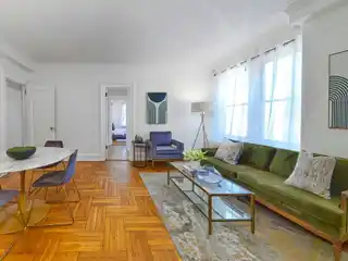 Riverside Drive Top Floor Classic Three Bedroom