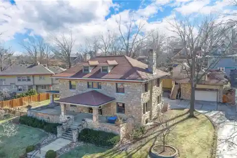 Historic Hyde Park Masterpiece