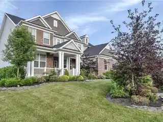 Luxury and Comfort in Bentley Park