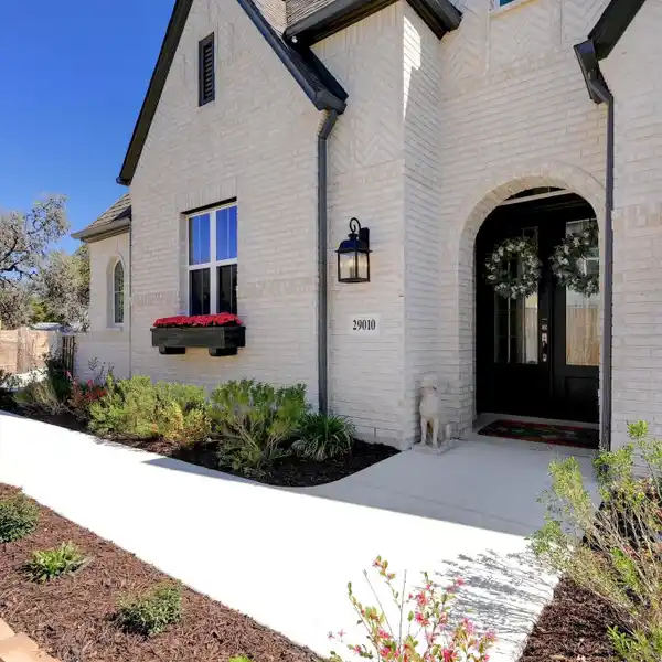 EXQUISITE HIGHLAND HOME