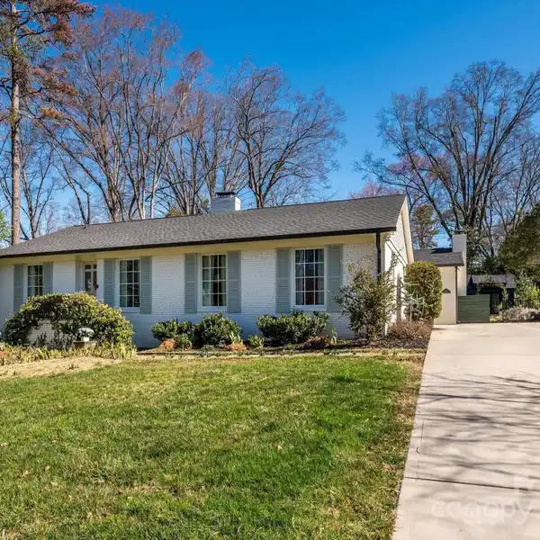 FULLY RENOVATED BRICK COTSWOLD HOME