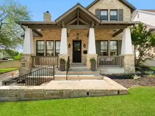 Sophisticated Alamo Heights Residence