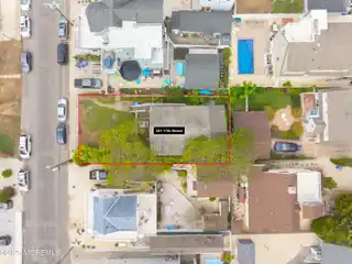 Prime Oceanside Location