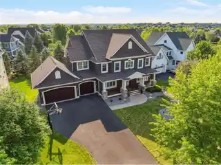 Stunning Premier Home in Ideal Community