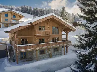 Authentic Luxury Chalet in the Espace Diamant