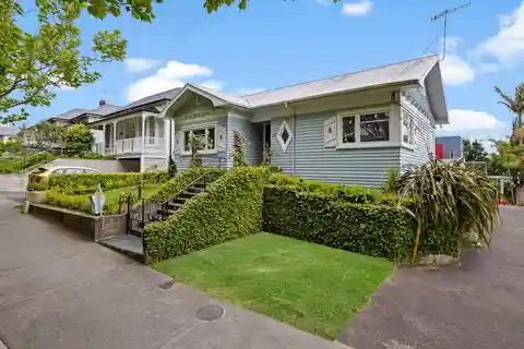 Classic Bungalow Situated in a Prime Position