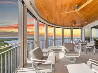 Extraordinary Complete Remodel