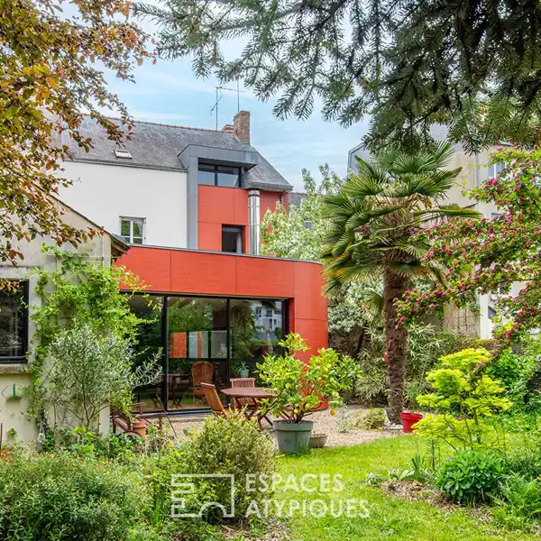 EXTENDED CHARM WITH WOODED GARDEN VIEWS