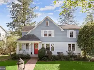 Versatile Tri-level Home with Updated Kitchen