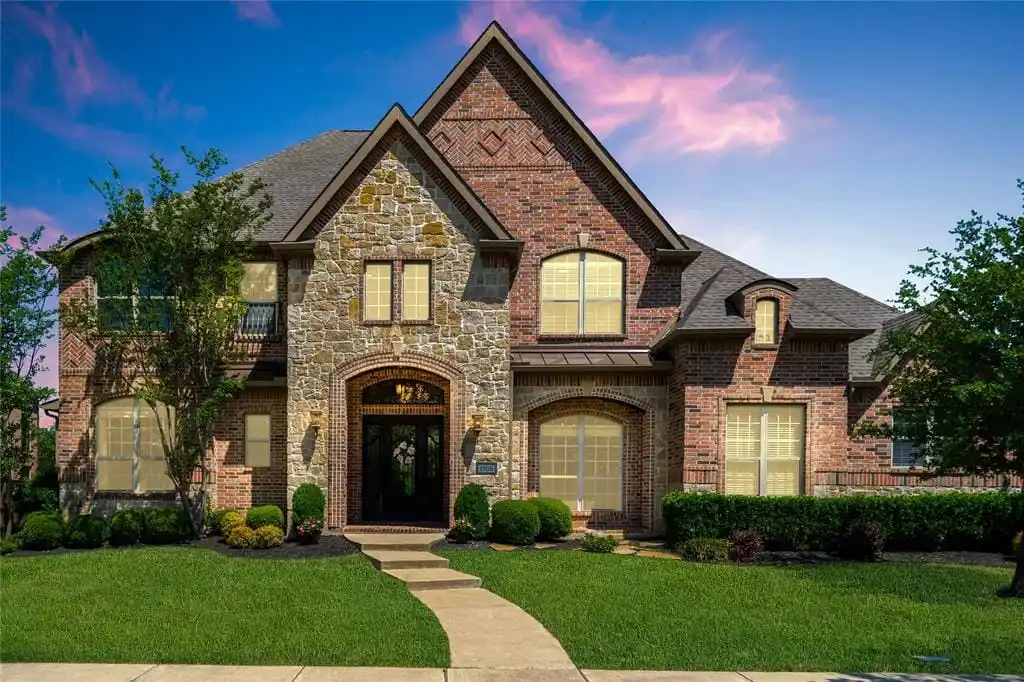 Meticulously Cared for Home