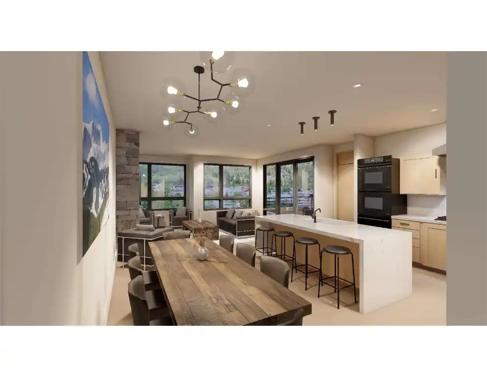 Lovely Home at the Base of Mount Royal