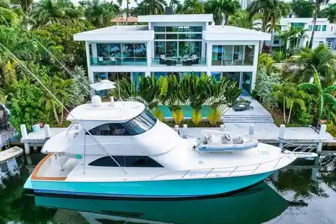 Chic New Construction on Deep Water