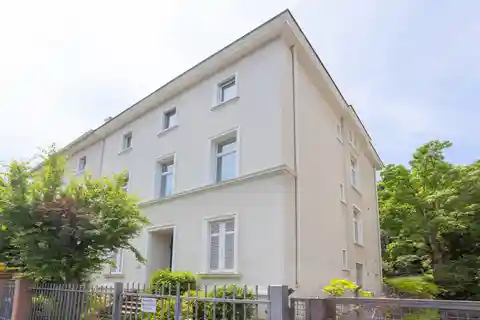 Versatile Property in Prime Location