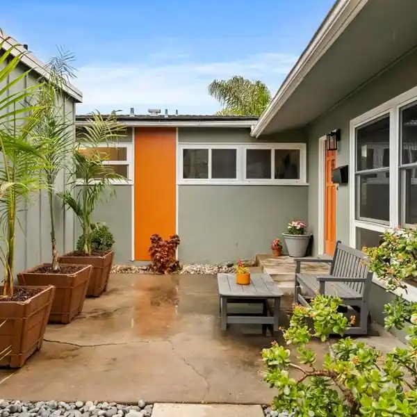 INVITING HOME IN THE HEART OF BIRDLAND