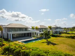 Breathtaking Contemporary Mauritian Villa