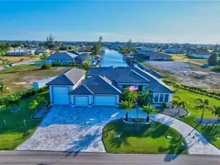 The Ultimate Luxury Waterfront Lifestyle