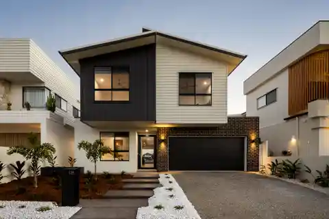 Prestigious Coolum Parade Waterfront Family Estate