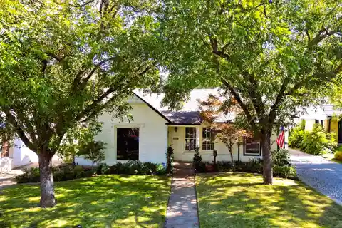 Heritage Elegance Meets Modern Sophistication