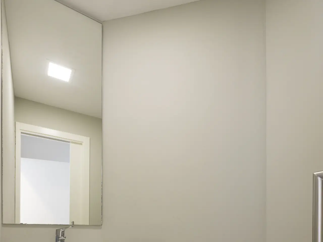 Small Image