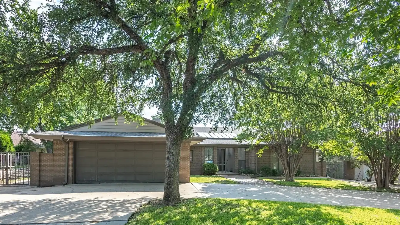 Rare Property on Lake Granbury