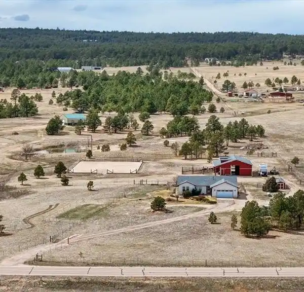 INCREDIBLE FIVE-ACRE PROPERTY