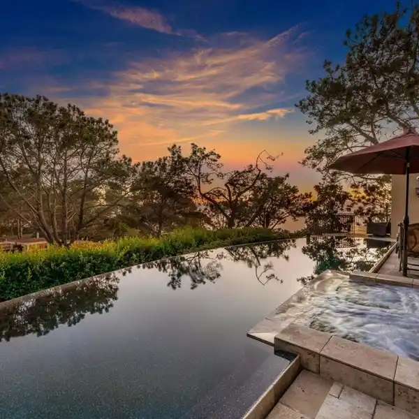 SPECTACULAR ESTATE WITH AN UNPARALLELED PANORAMA