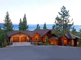 Modern Luxury and Natural Beauty