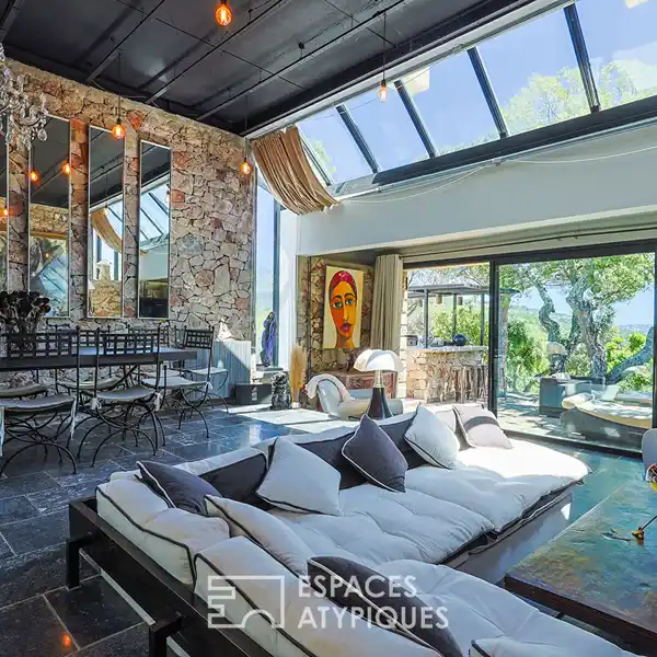 EXCEPTIONAL STONE VILLA