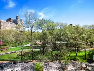 Flexible Half-Floor Residence