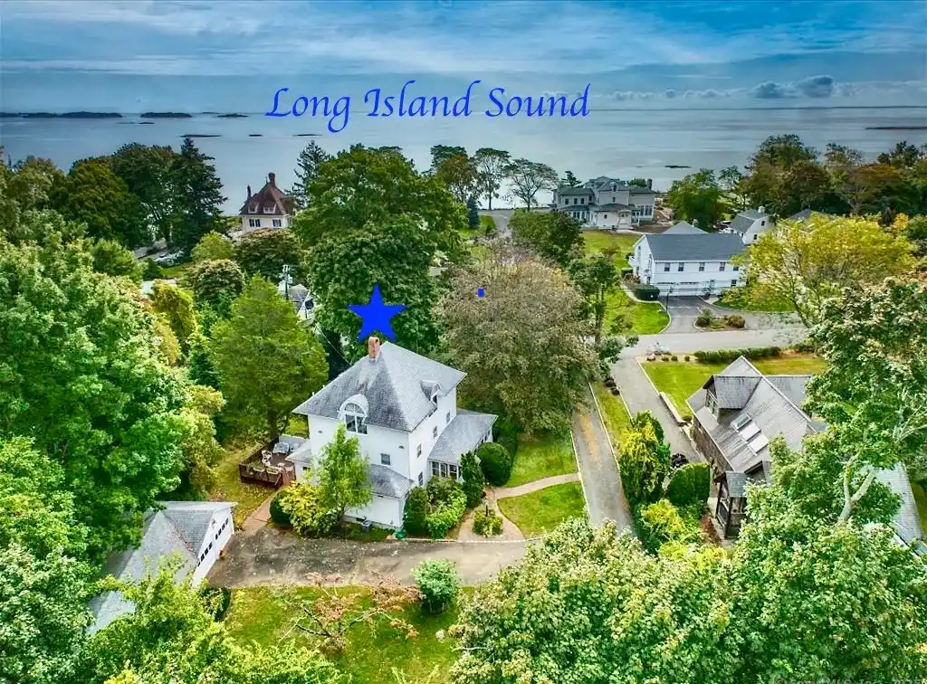 Beachside Colonial with Cottage Charm