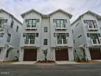LIKE-NEW CONDO IN THE HEART OF WRIGHTSVILLE BEACH
