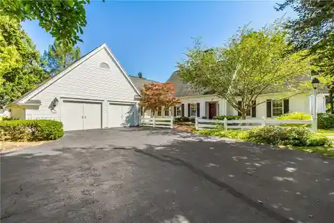 Newer Architect-Designed New England Style Cape Cod