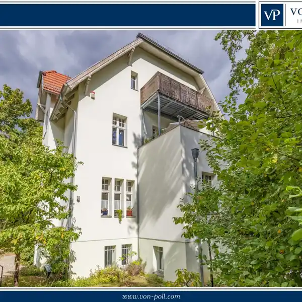 HISTORIC VILLA IN NEUBABELSBERG